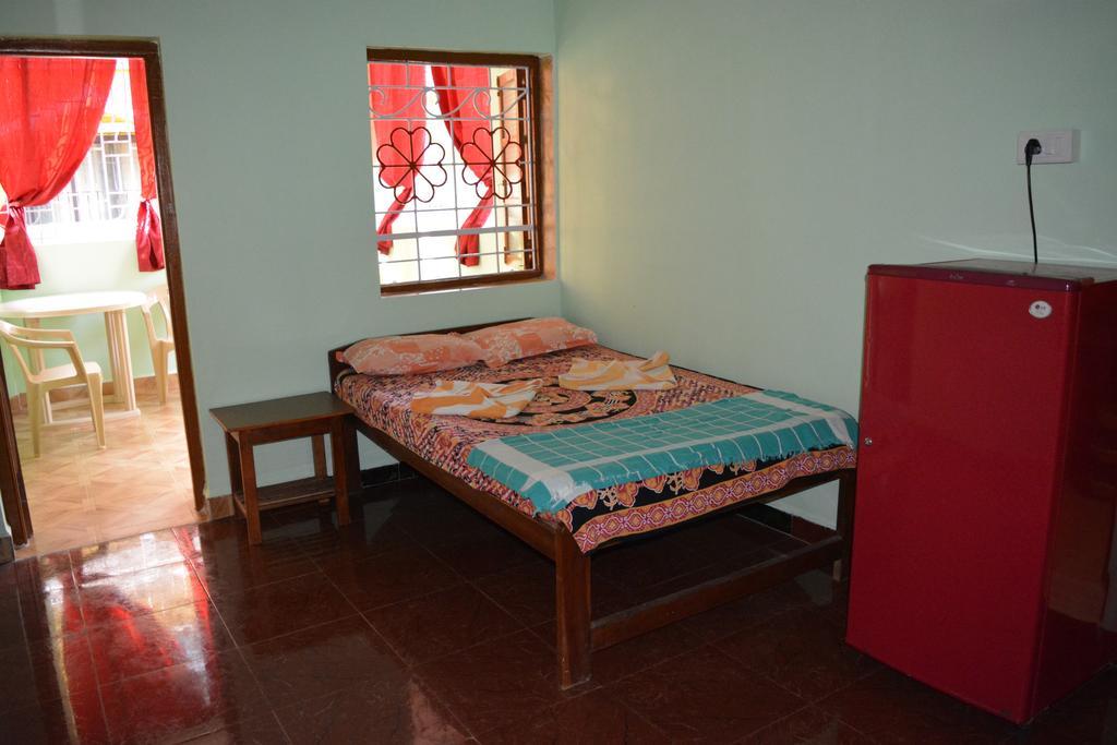 Vailankanni Guesthouse Morjim Oda fotoğraf